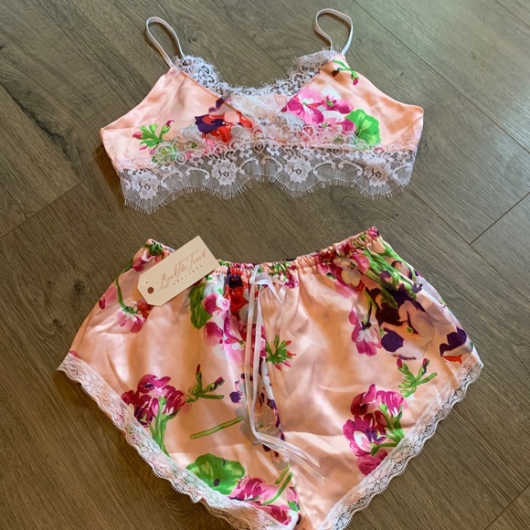 Other - ❌SOLD❌Women’s night short set